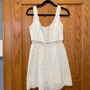 Beautiful white Lily Pulitzer dress